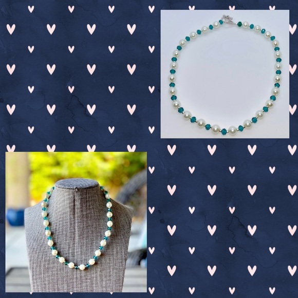 MaddieGirlGifts Jewelry - White Pearl and Teal Faceted Necklace MaddieGirlGifts Jewelry - White Pearl and Teal Faceted Necklace